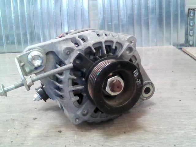 bontott SUZUKI CELERIO Generátor