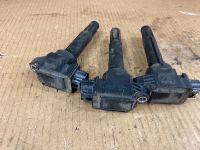 bontott SUZUKI CELERIO Gyújtótrafó Szett