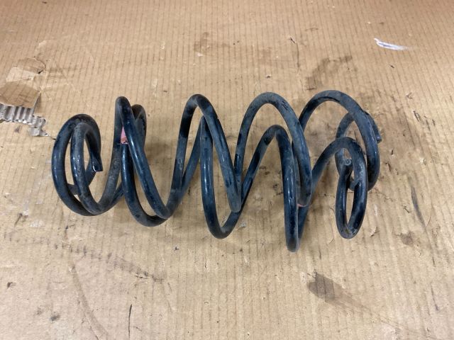 bontott SUZUKI CELERIO Hátsó Rugó