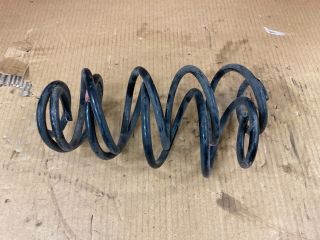 bontott SUZUKI CELERIO Hátsó Rugó