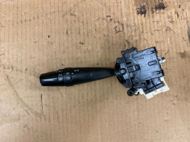 bontott SUZUKI CELERIO Bal Kormánykapcsoló Irányjelző