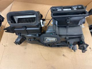 bontott SUZUKI CELERIO Fűtés Box