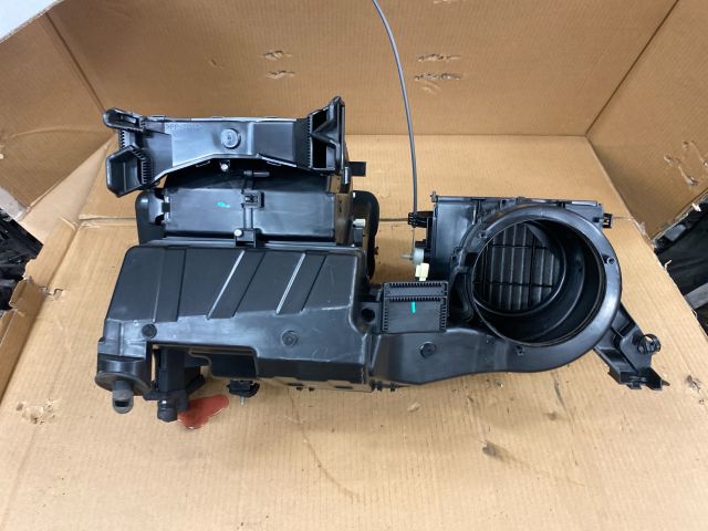 bontott SUZUKI CELERIO Fűtés Box