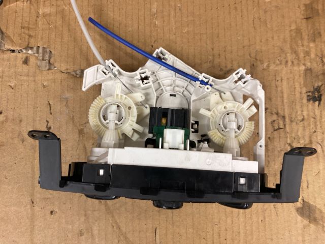 bontott SUZUKI CELERIO Fűtéskapcsoló (manuális klímás)