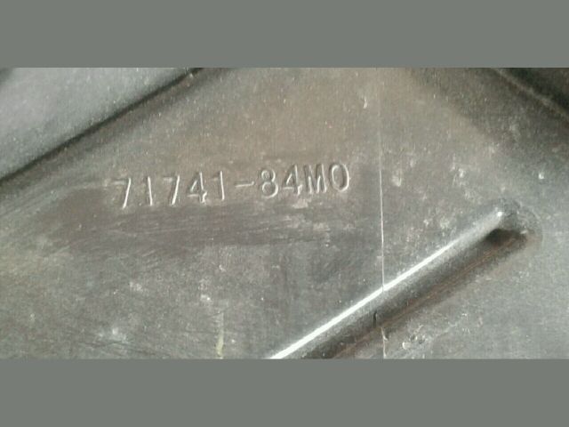 bontott SUZUKI CELERIO Hűtőrács