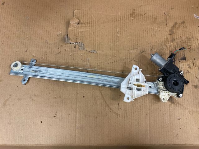 bontott SUZUKI CELERIO Jobb első Ablakemelő Szerkezet (Elektromos)