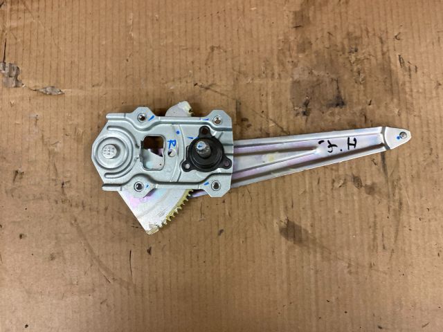 bontott SUZUKI CELERIO Jobb hátsó Ablakemelő Szerkezet (Mechanikus)