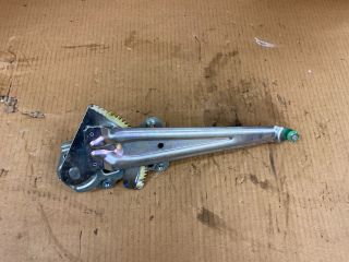 bontott SUZUKI CELERIO Jobb hátsó Ablakemelő Szerkezet (Mechanikus)