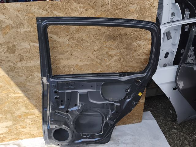 bontott SUZUKI CELERIO Jobb hátsó Ajtó (Üres lemez)