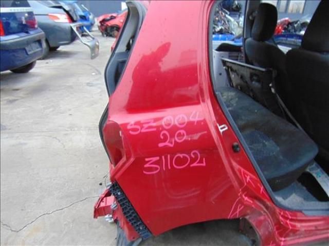 bontott SUZUKI CELERIO Jobb hátsó Sárvédő