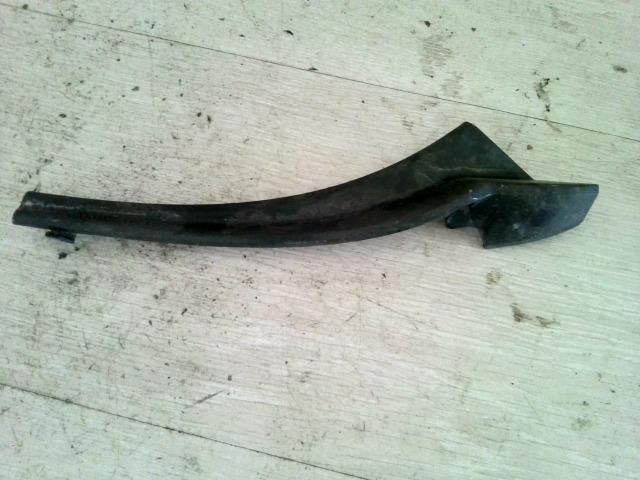 bontott SUZUKI CELERIO Jobb Szélvédő Alatti Vízelvezető Műanyag