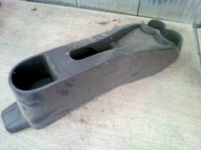 bontott SUZUKI CELERIO Középkonzol Keret