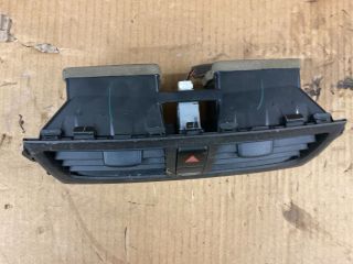 bontott SUZUKI CELERIO Középső Szellőző