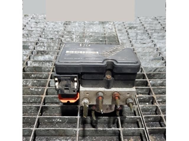 bontott SUZUKI GRAND VITARA ABS Kocka