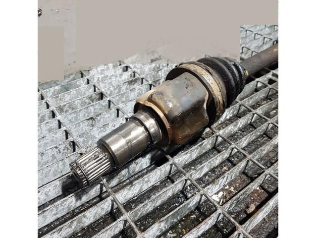 bontott SUZUKI GRAND VITARA Jobb Féltengely