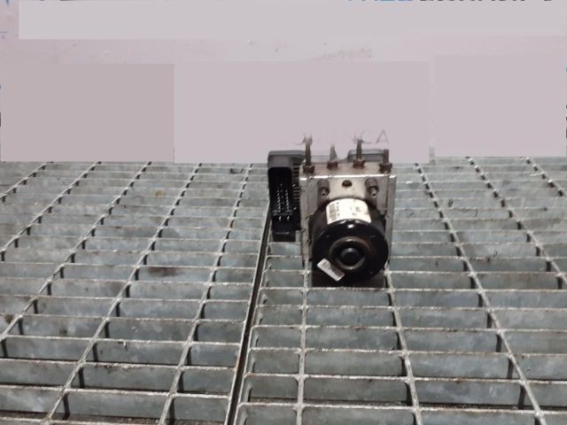 bontott SUZUKI GRAND VITARA ABS Kocka