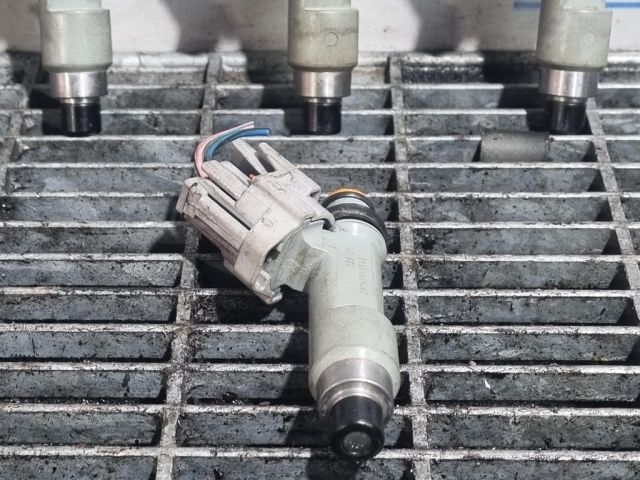 bontott SUZUKI GRAND VITARA Porlasztó (1 db)