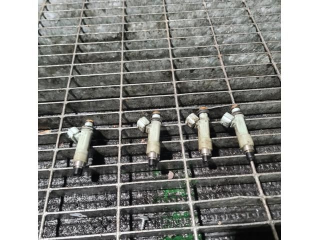 bontott SUZUKI GRAND VITARA Porlasztó (1 db)