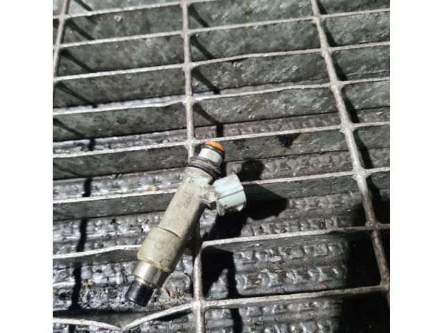 bontott SUZUKI GRAND VITARA Porlasztó (1 db)