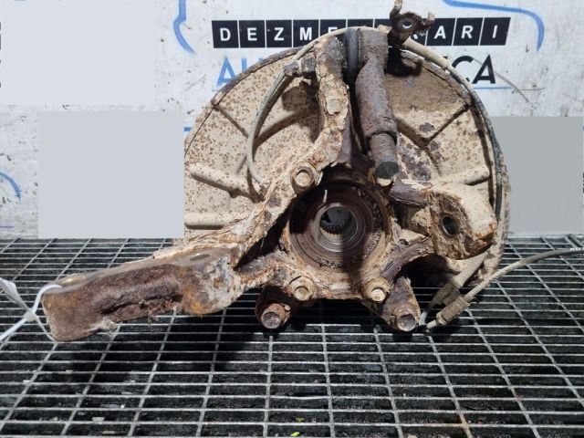 bontott SUZUKI GRAND VITARA Bal első Csonkállvány