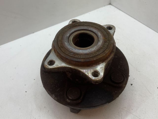 bontott SUZUKI GRAND VITARA Bal első Kerékagy