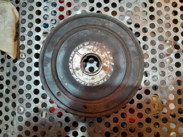 bontott SUZUKI GRAND VITARA Főtengely Szíjtárcsa