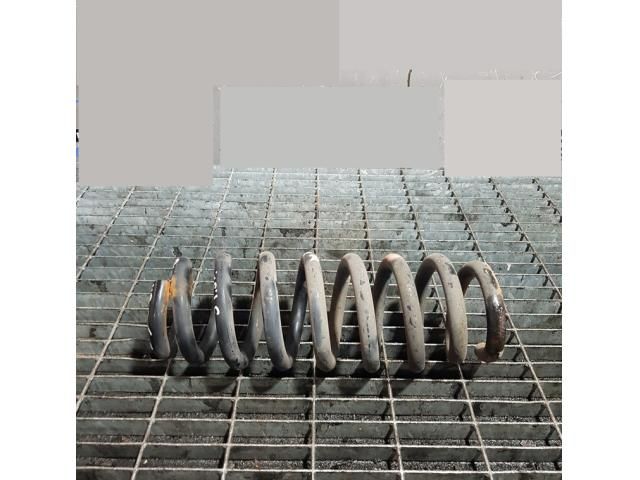 bontott SUZUKI GRAND VITARA Hátsó Rugó