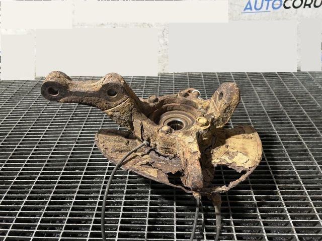 bontott SUZUKI GRAND VITARA Jobb első Csonkállvány