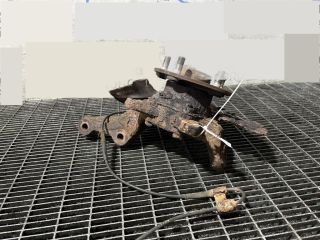 bontott SUZUKI GRAND VITARA Jobb első Csonkállvány