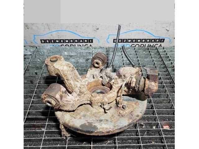 bontott SUZUKI GRAND VITARA Jobb hátsó Csonkállvány