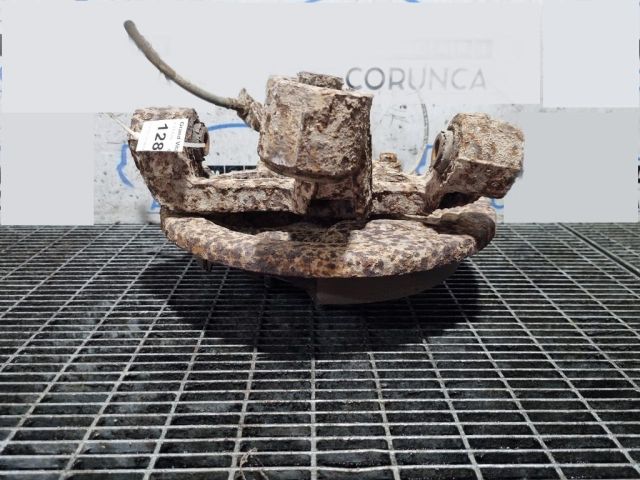 bontott SUZUKI GRAND VITARA Jobb hátsó Csonkállvány