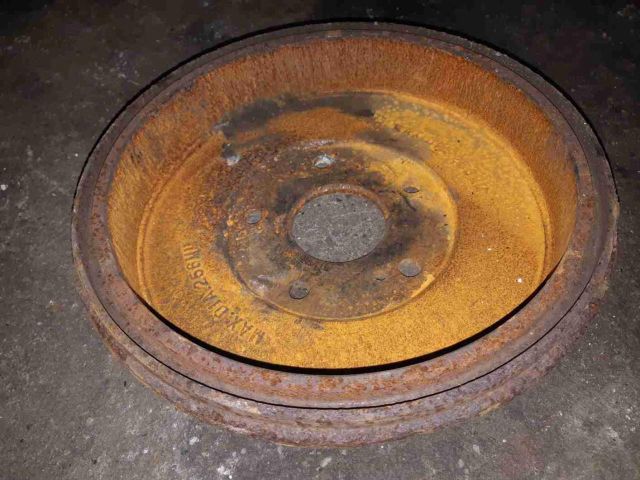 bontott SUZUKI GRAND VITARA Jobb hátsó Fékdob