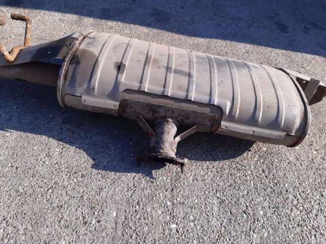 bontott SUZUKI GRAND VITARA Középső Kipufogó Dob