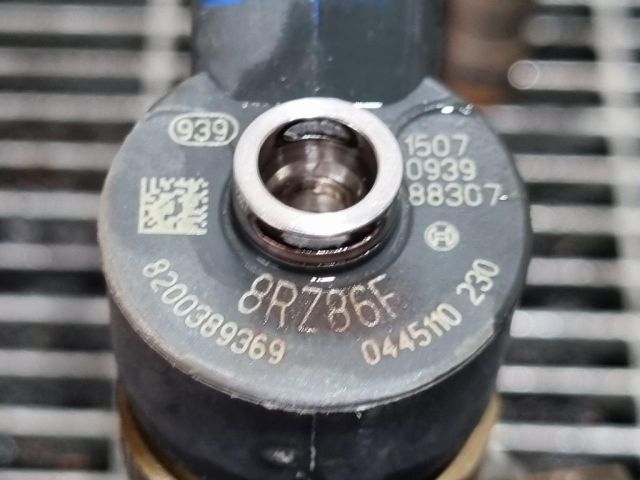 bontott SUZUKI GRAND VITARA Porlasztó (1 db)