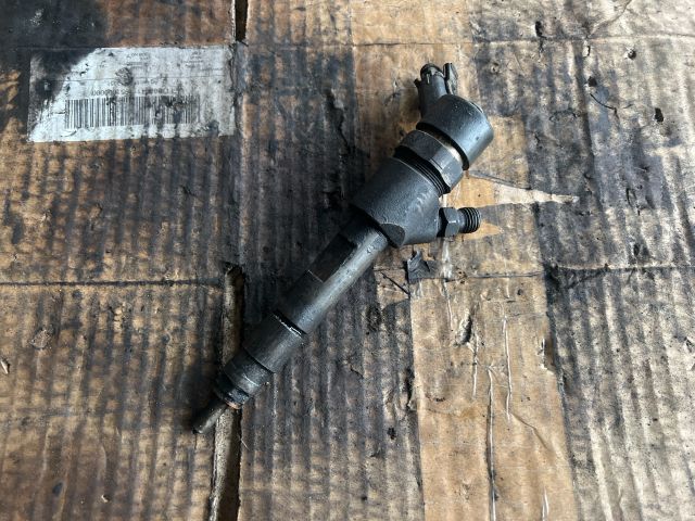 bontott SUZUKI GRAND VITARA Porlasztó (1 db)