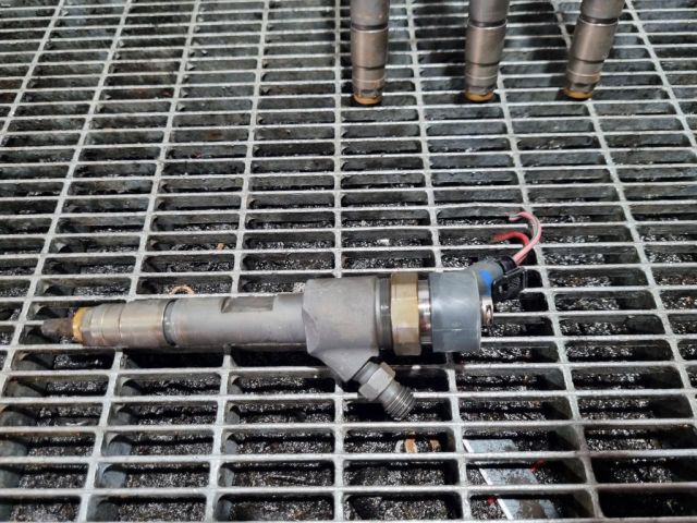 bontott SUZUKI GRAND VITARA Porlasztó (1 db)