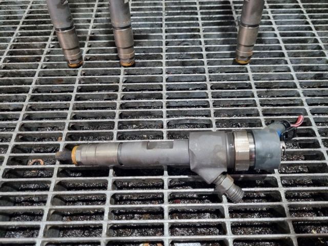 bontott SUZUKI GRAND VITARA Porlasztó (1 db)