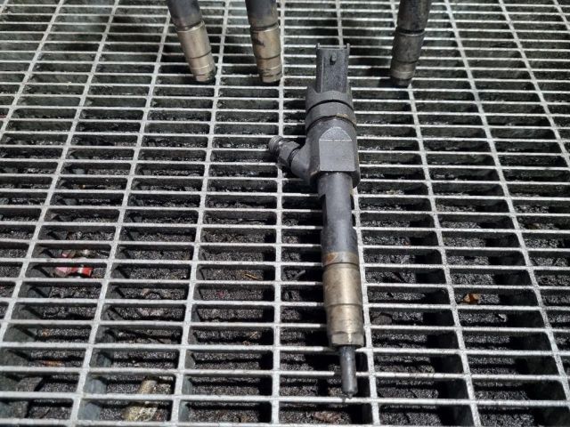 bontott SUZUKI GRAND VITARA Porlasztó (1 db)