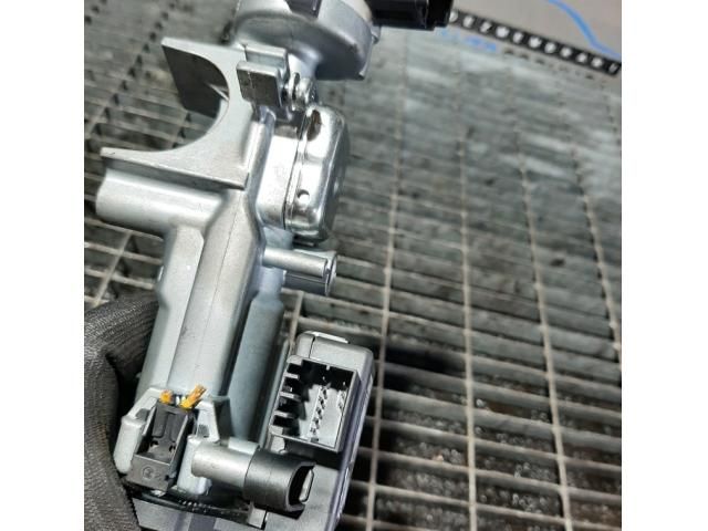 bontott SUZUKI GRAND VITARA Gyújtáskapcsoló