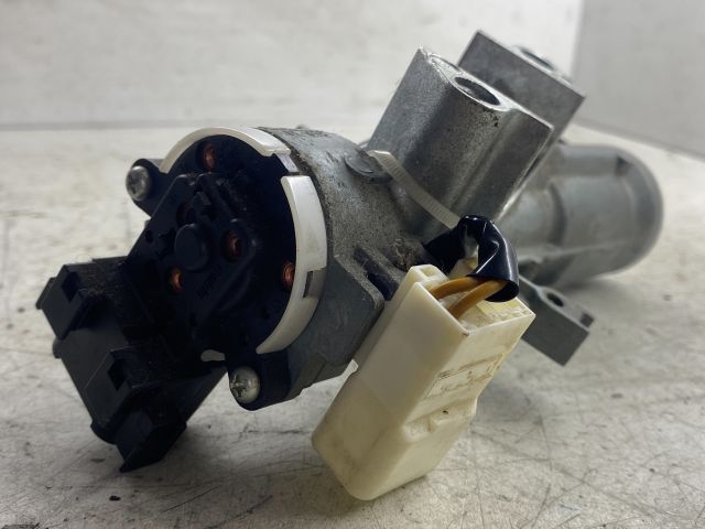 bontott SUZUKI GRAND VITARA Gyújtáskapcsoló