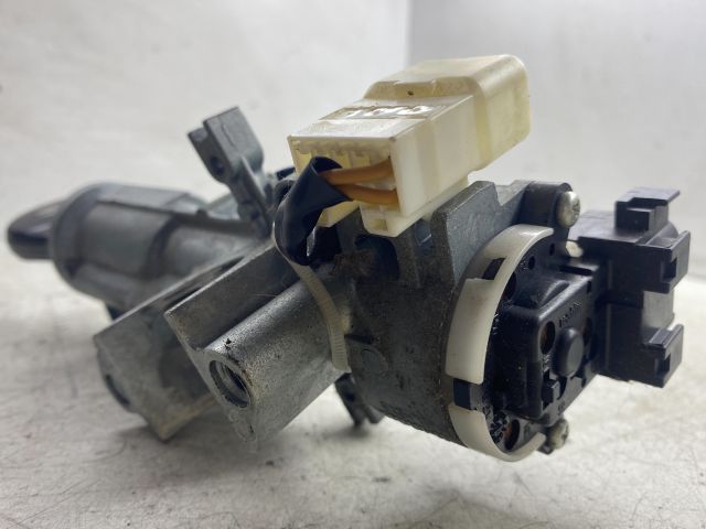 bontott SUZUKI GRAND VITARA Gyújtáskapcsoló