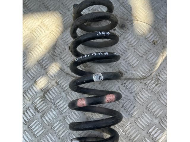 bontott SUZUKI GRAND VITARA Hátsó Rugó