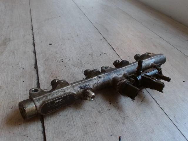 bontott SUZUKI GRAND VITARA Közösnyomócső