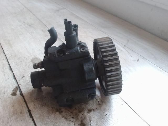 bontott SUZUKI GRAND VITARA Nagynyomású Szivattyú