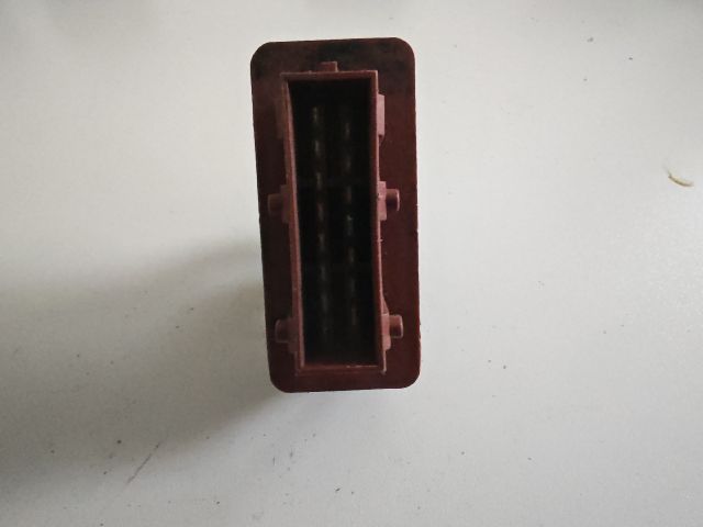 bontott SUZUKI GRAND VITARA Üzemanyag Szivattyú Relé