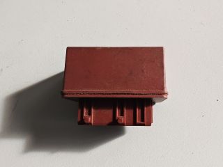 bontott SUZUKI GRAND VITARA Üzemanyag Szivattyú Relé