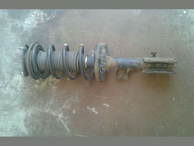 bontott SUZUKI GRAND VITARA Jobb első Gólyaláb (Lengécsillapító, Rugó)