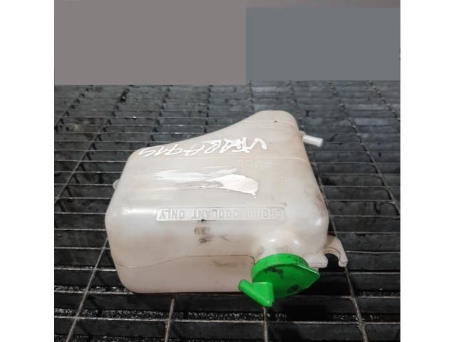 bontott SUZUKI GRAND VITARA Kiegyenlítő Tartály