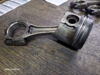 bontott SUZUKI GRAND VITARA Dugattyú és Hajtókar