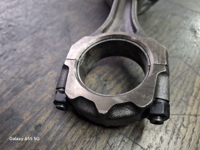 bontott SUZUKI GRAND VITARA Dugattyú és Hajtókar